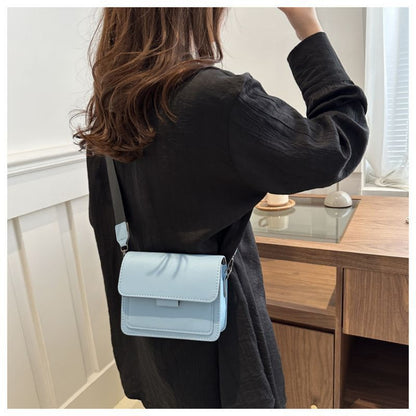 Cadice™ - Compact Square Flap Bag