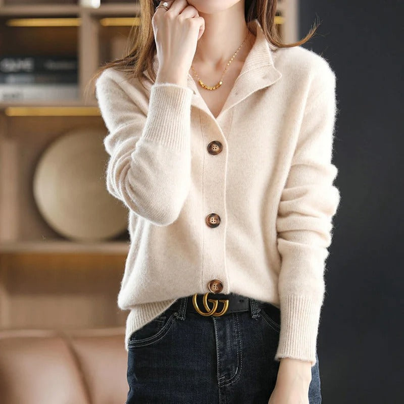 Claudia™ - Elegant Women's Cardigan